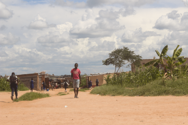 Slums dot gold-rich area.