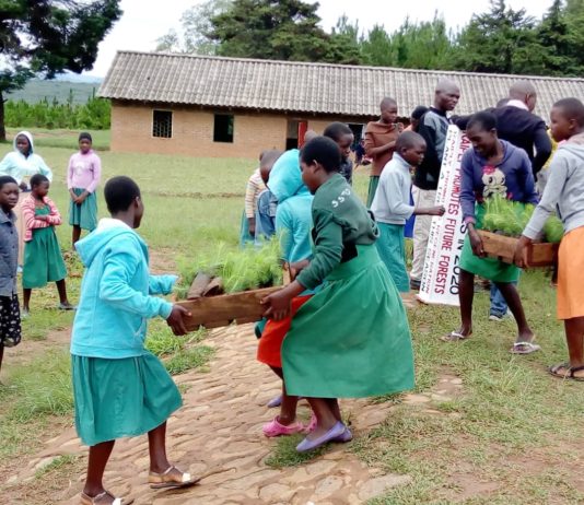 Wozi Primary School Students