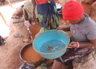 Artisanal gold mining in Uganda fuels mercury pollution