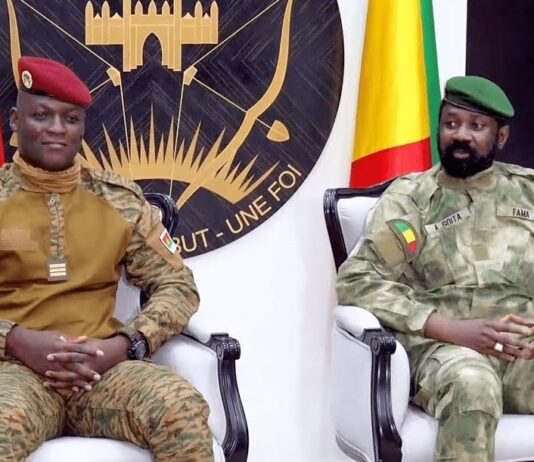 Heads of State for Burkina Faso, Captain Ibrahim Traoré (left) and Colonel Assimi Goïta of Mali (right).